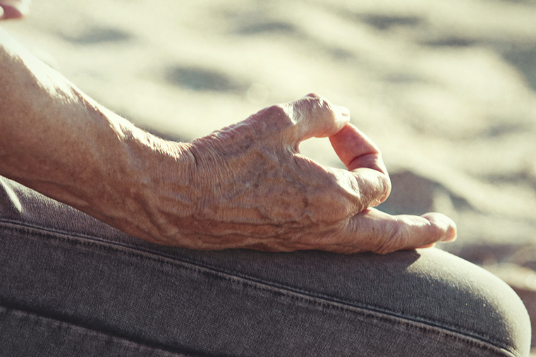 Formation au Yoga pour les Aînés